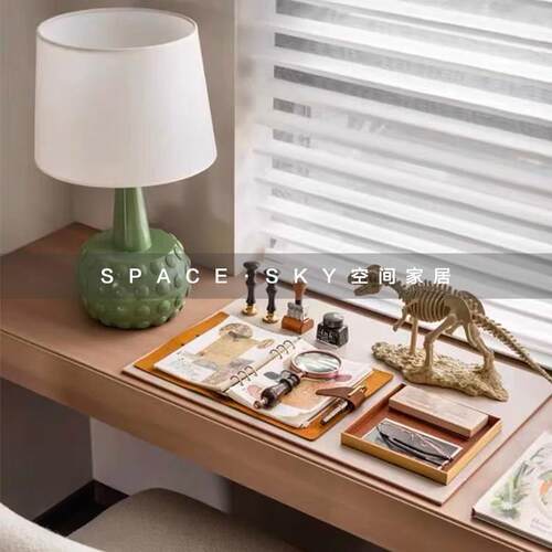 现代样板间书房桌面软装考古主题饰品日期印章恐龙骨架模型摆件