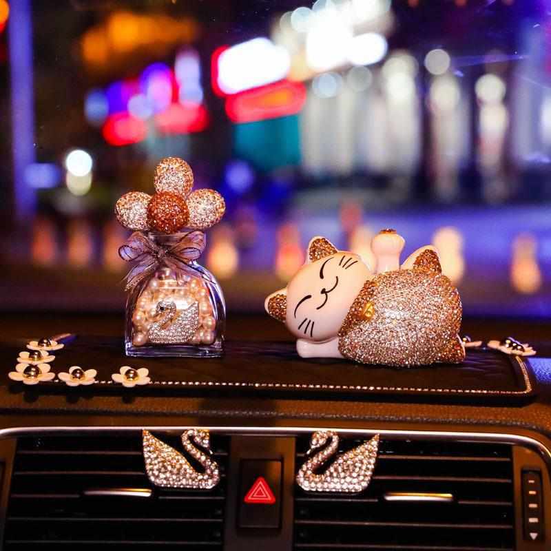 镶装饰饰品礼品水晶气球用品创意车内车上摆件猫咪汽车钻潮