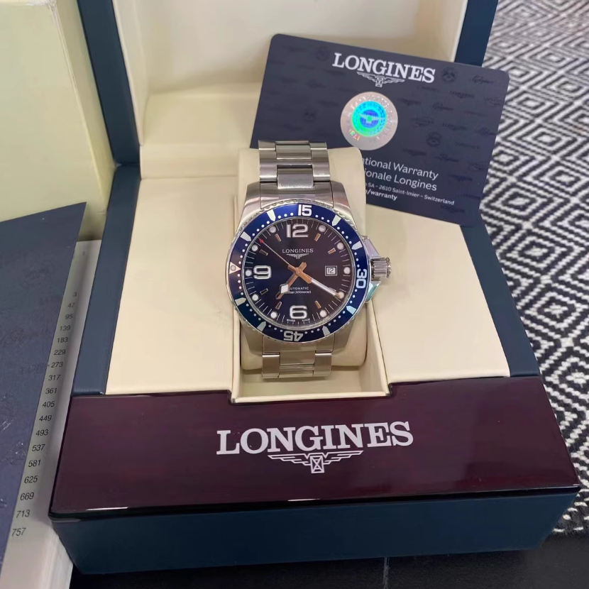 盒证[9.8新]浪琴康卡斯蓝盘钢自动机械手表L3.841.4.96.6游泳男表