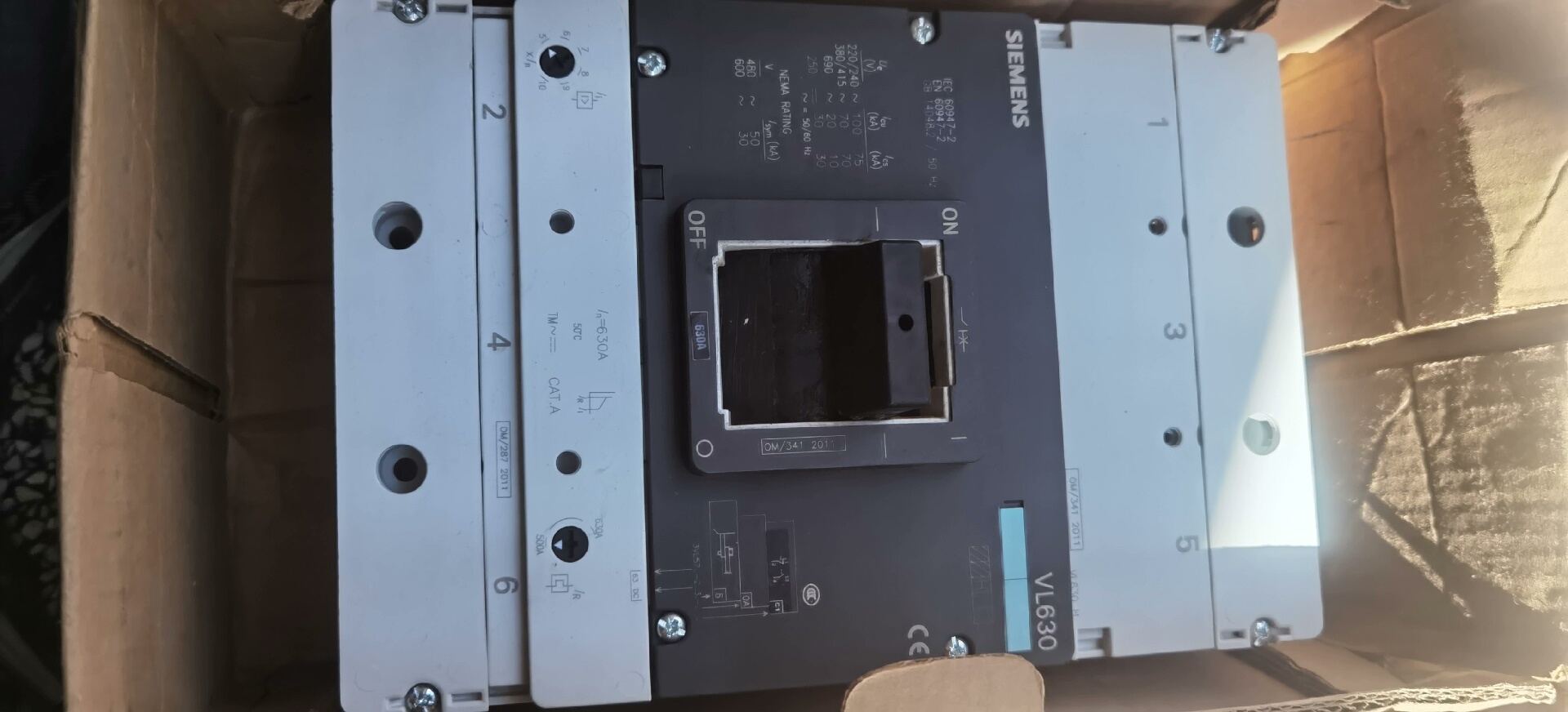 西门子塑壳断路器VL630H In=630A. ,3VL