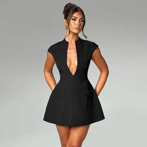 Women's dress pocket sleeveless V-neck high waisted short