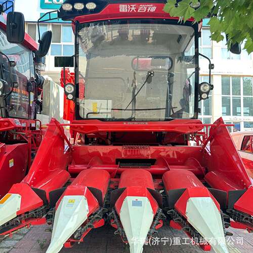 谷神CE04轮式四行玉米收割机 4LZ-4EP4潍柴280马力玉米收割机