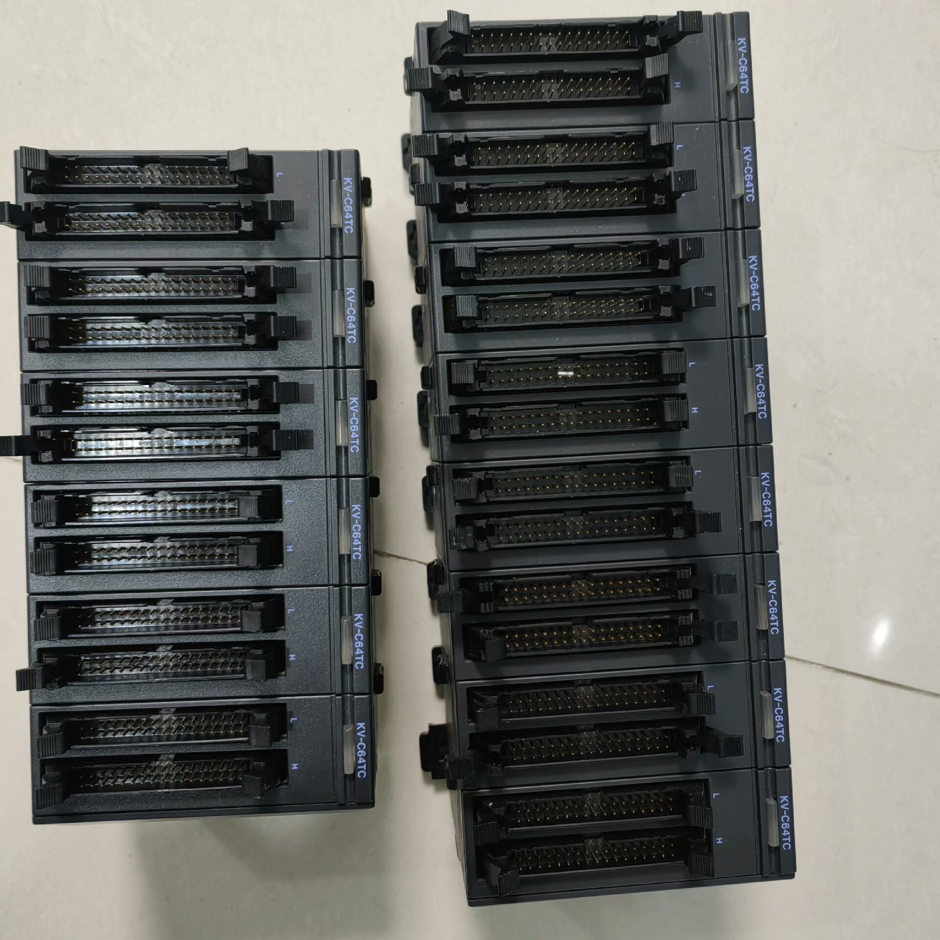 KV-C64TC 基恩士原装扩展模块 功能完好