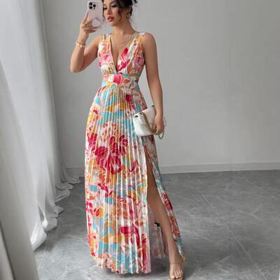 Deep V-neck sleeveless printed slit hem and pleated dress
