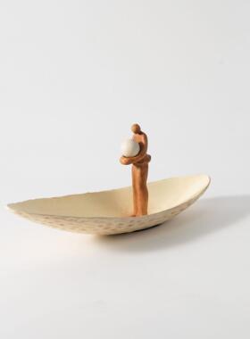 现代简约艺术船人创意摆件桌面玄关置物家居装饰品样板间陈设用品