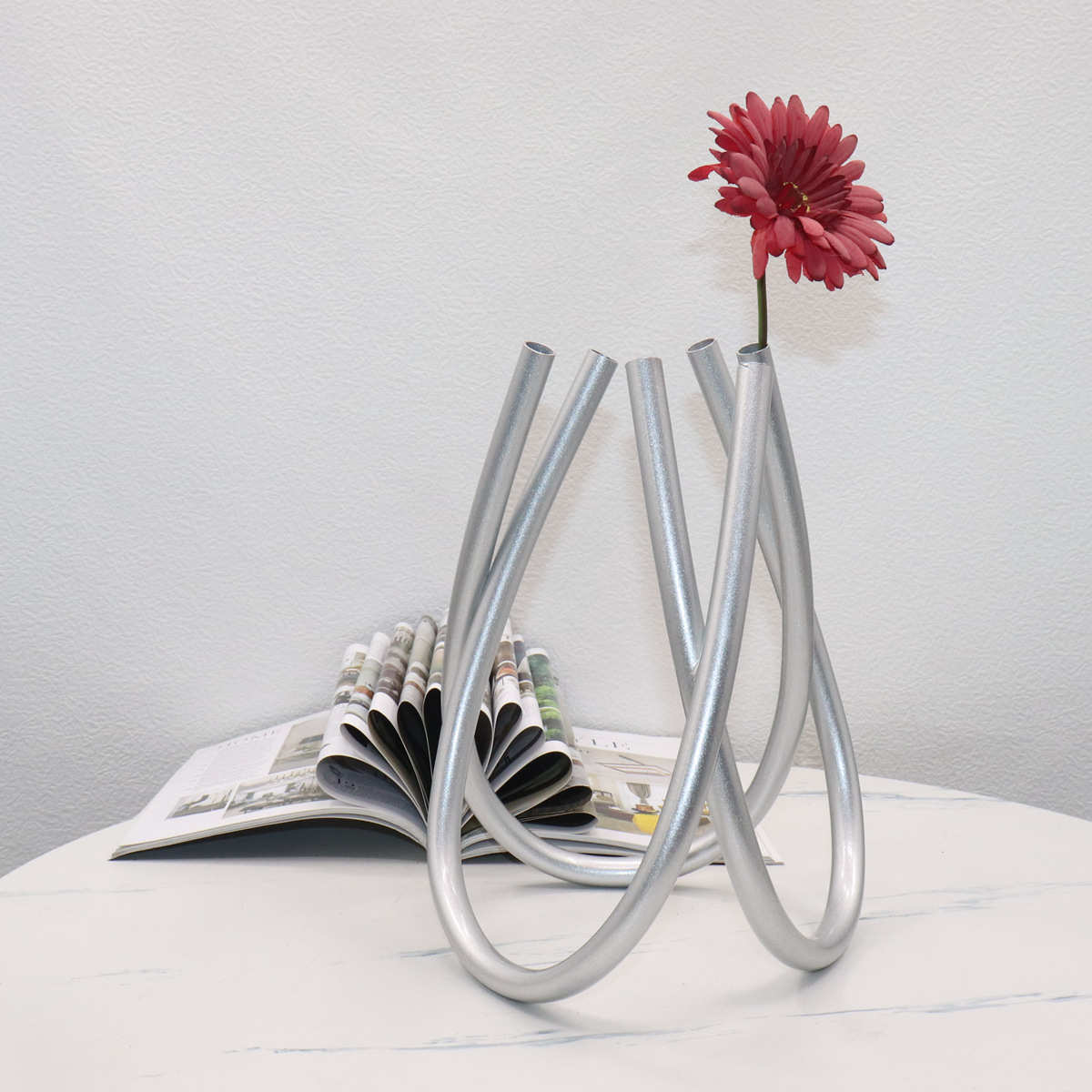 现代简约金属交织花器花插摆件金银色圆管样板间客厅桌面装饰品