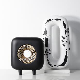 简约现板代ES 饰品样房办公室电视柜书家 A6137环形创摆房件雕塑装