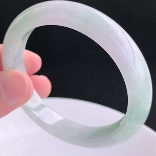 53.12g 圈口57mm缅甸天然A货翡翠水润玉手镯 正品 翡翠玉手镯