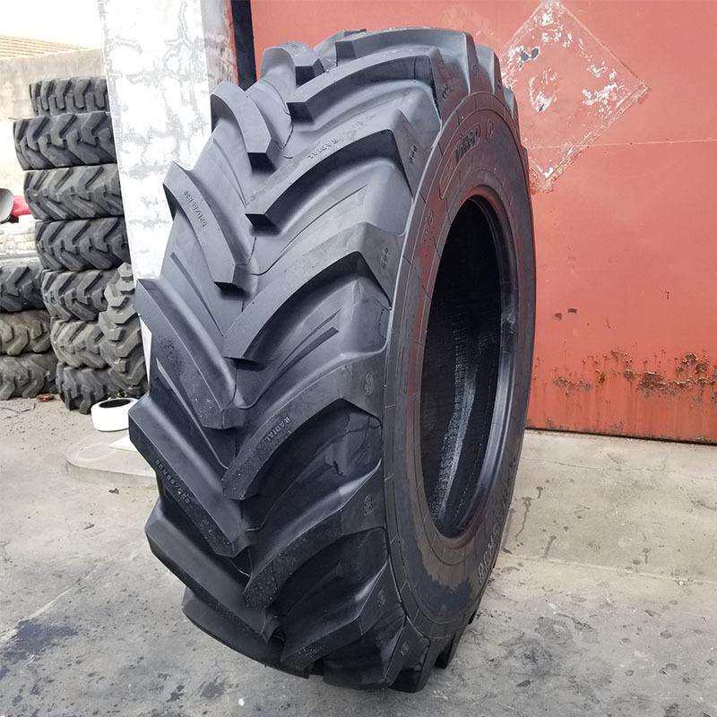 520/85R38大马力拖拉机轮胎人字花纹全钢丝真空20.8R38农业轮胎
