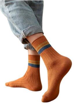 E 52529 Men's Breathable Mid-Calf Socks 士中筒袜