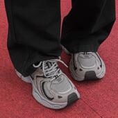 夏季 钢头男士 2025新款 轻便劳保鞋 透气带钢板软底防臭防砸防刺穿 款