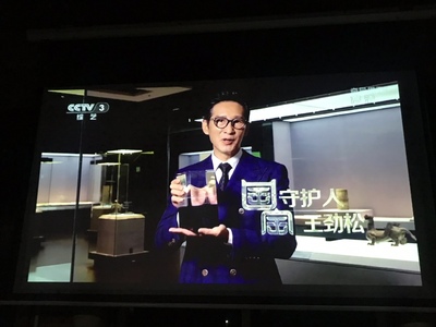坚果J7S投影仪怎么样?真实使用心得,缺点大吐槽