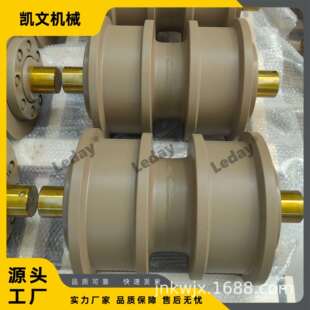 山推SD42推土机配件D10系列单边双边支重轮31Y-40-2100