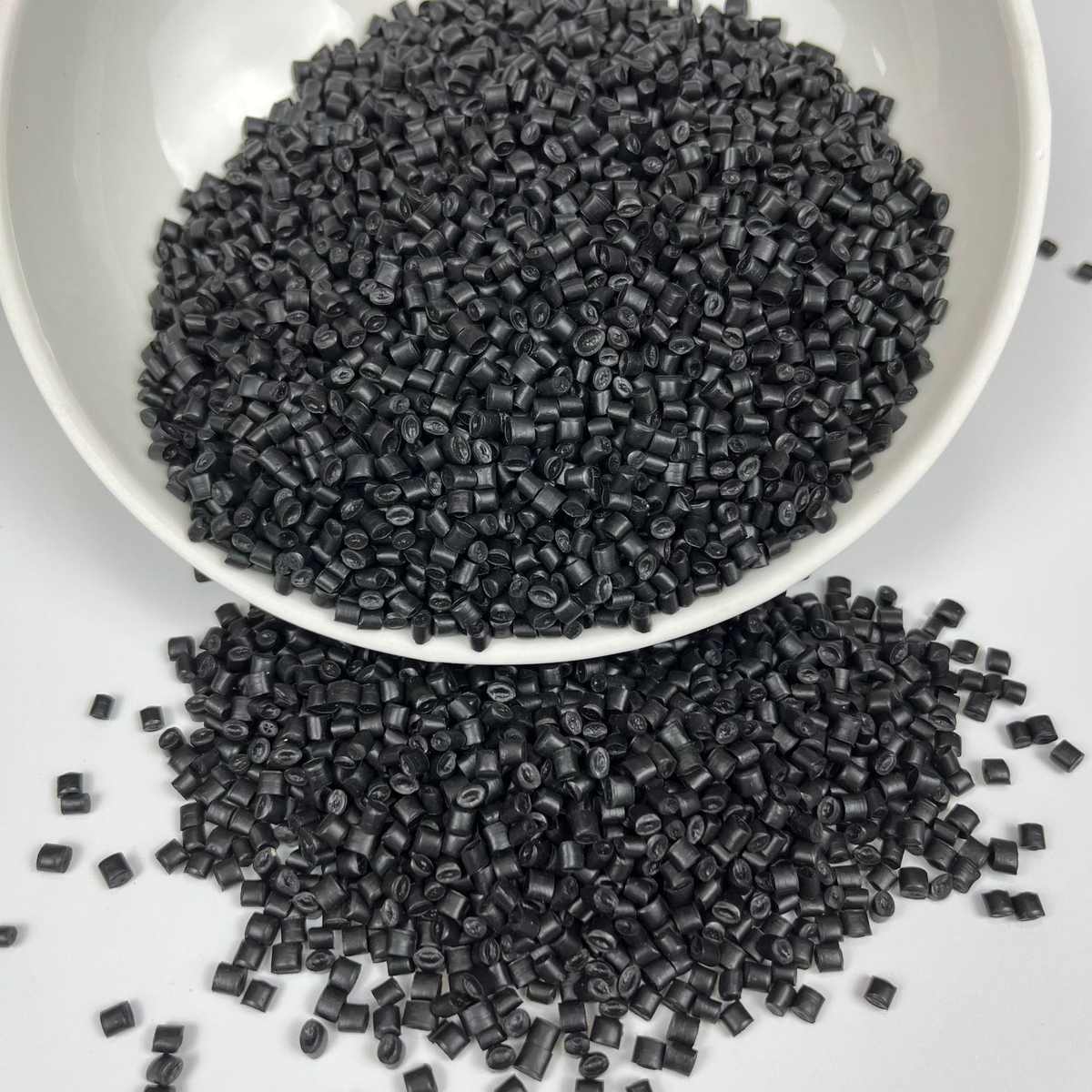 黑色PP工程聚丙颗粒 水果筐汽车料改姓高韧性pp再生塑料颗粒厂家