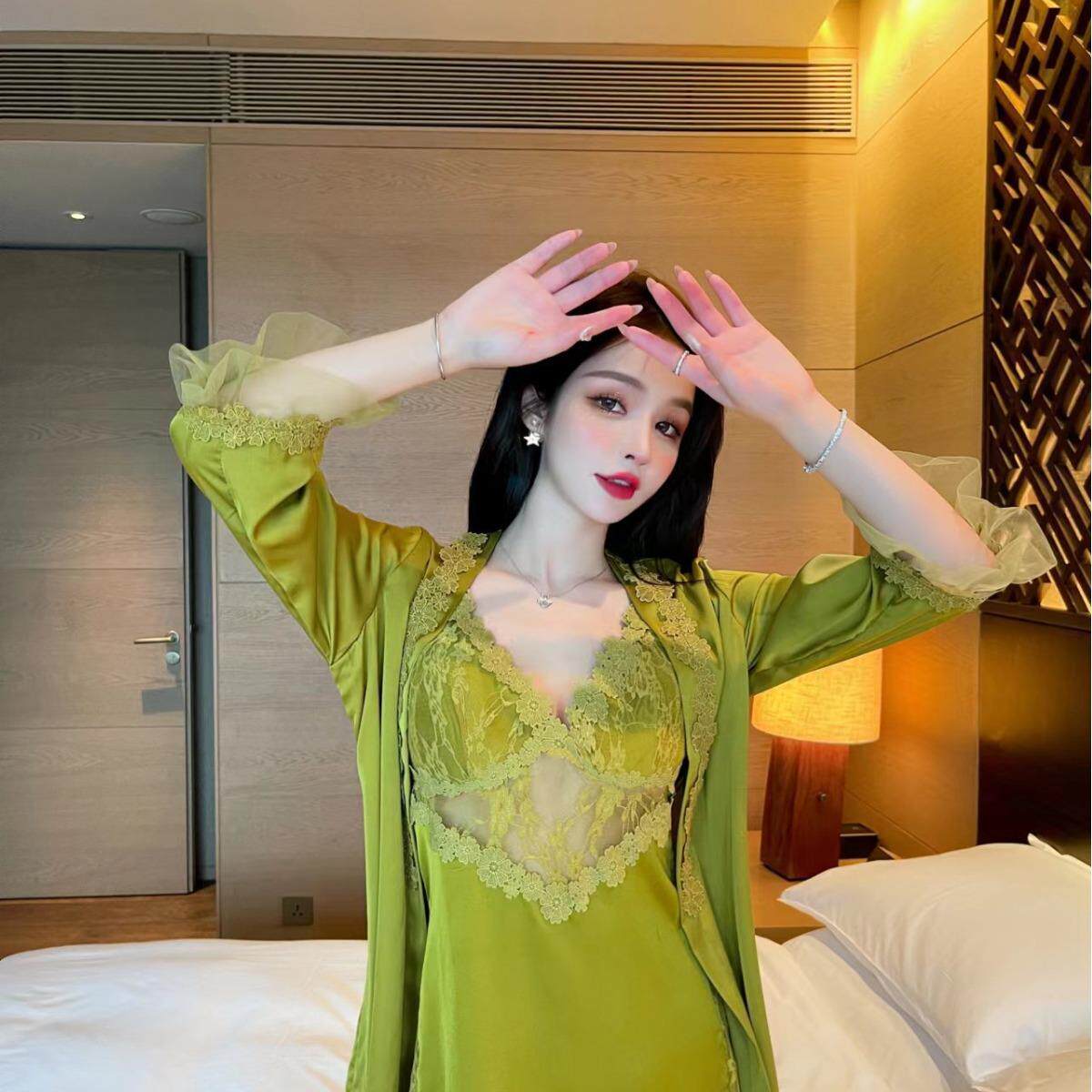 新款女士性感吊带两件套女夏季时尚风薄款冰丝吊带裙蕾丝边睡衣