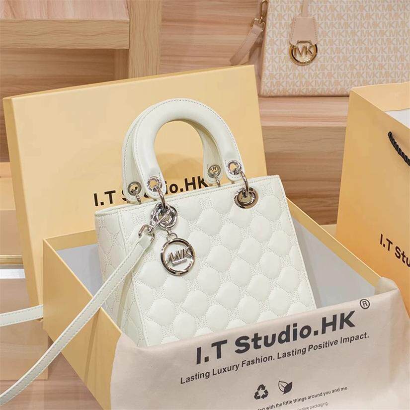 香港代购2025新款轻奢高端专柜正品真皮女包手提戴妃包单肩斜挎包