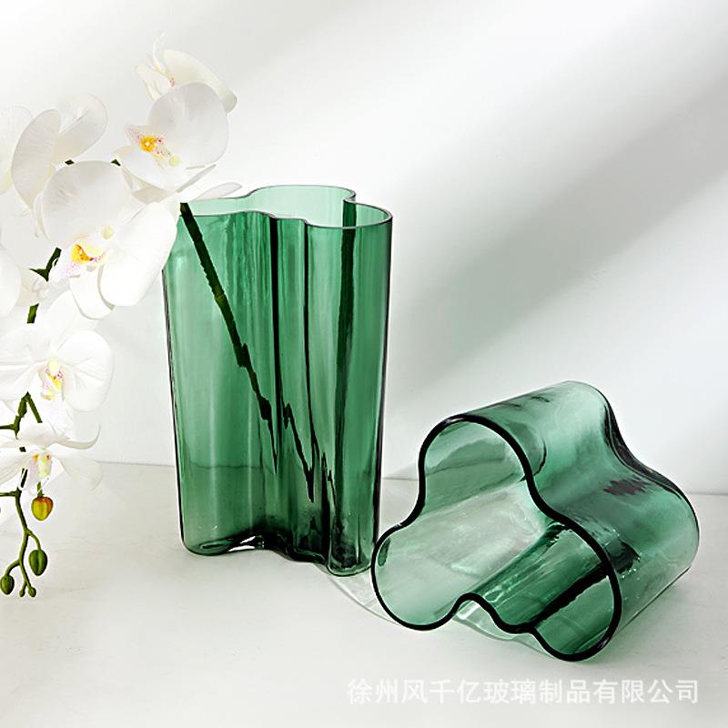 高端人工吹制玻璃花瓶北欧风格艺术品客厅创意摆件湖泊设计鲜花瓶