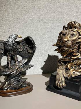 玻璃柜装饰品摆件欧式狮子头家居客厅树脂工艺品办公室桌面酒柜节