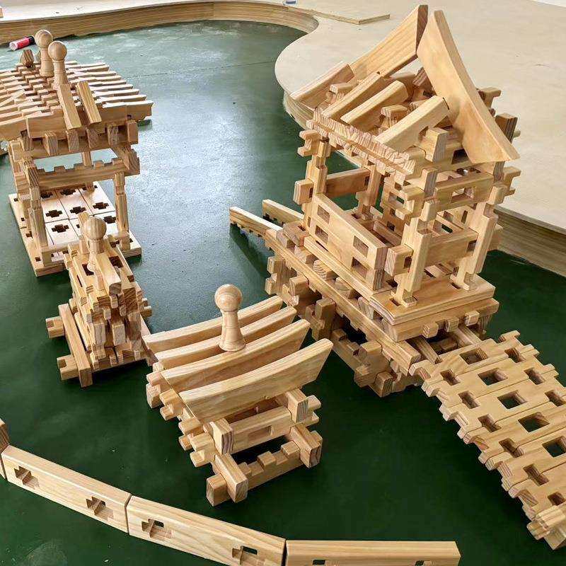 幼儿园大型户外清水积木鲁班榫卯大型搭建实木打孔建构区国潮积木