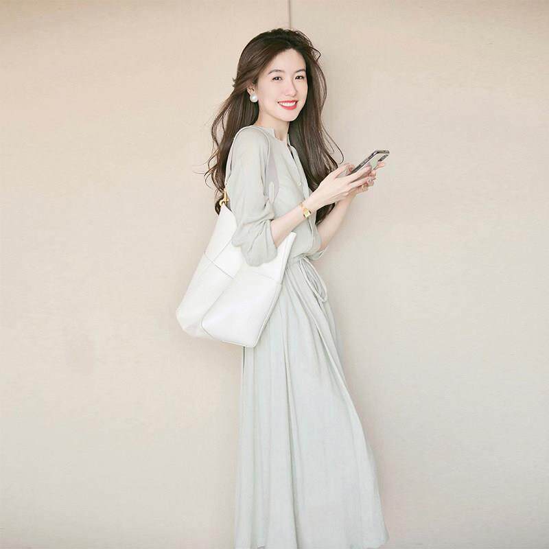 欧洲站裙子2025新款今年流行爆款茶歇法式气质女神范小香风洋装