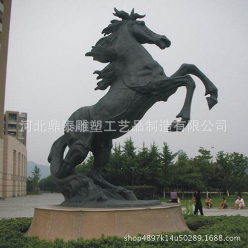 铜马踏飞燕铸造 铜飞马雕塑 大型雕塑铜马 铜八骏马