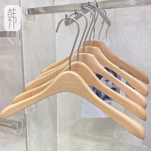 服装 店原木色榉木清漆衣架防滑实木ins风衣挂韩国APM木质衣撑