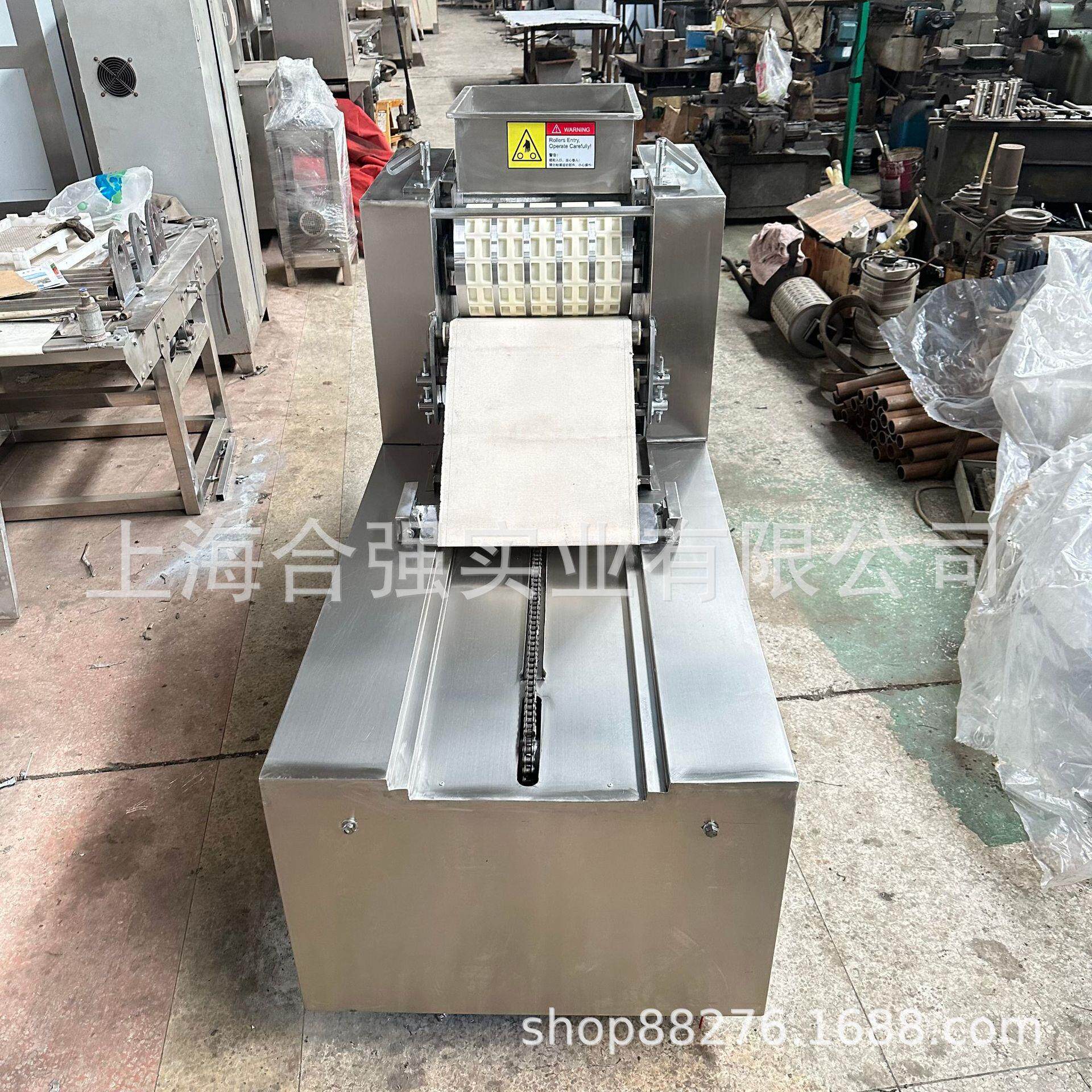 厂家直销自动摆盘酥性饼干机酥性桃酥饼干机