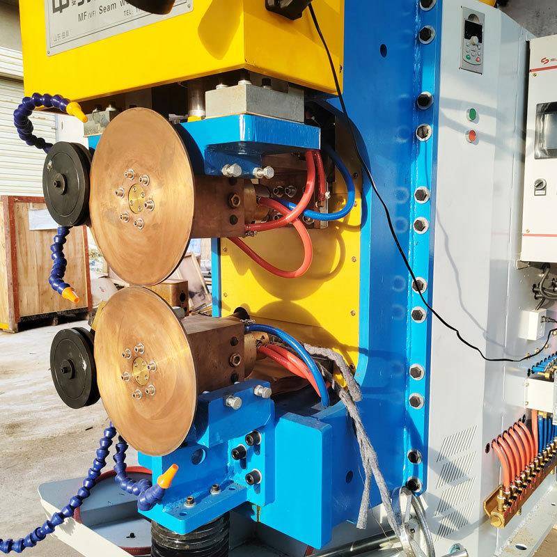 中频交流横向滚焊机160kva200kw汽柴油动力油箱变频环缝滚焊机