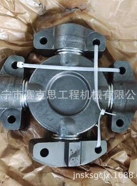 适用WA470-3装载机万向节 421-20-12620 济宁赛克思