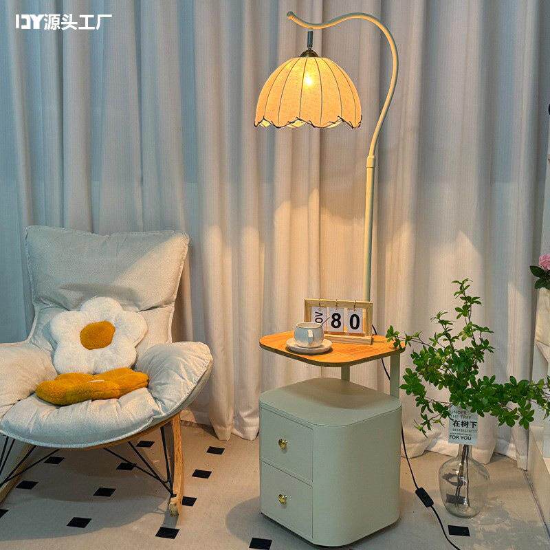 奶油风床头柜落地灯客厅实木高级感卧室立式台灯带抽屉置物架一体