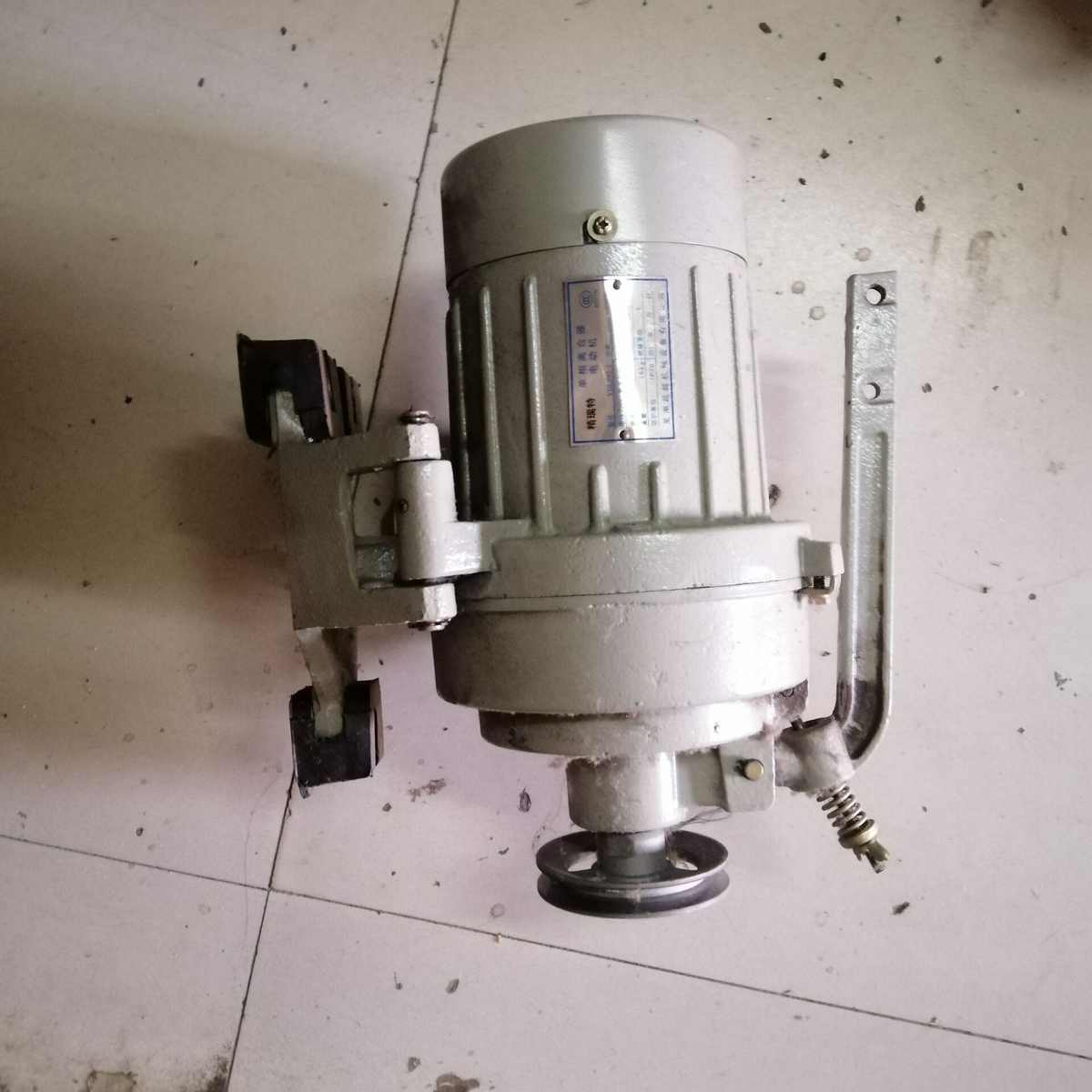 工业缝纫机 离合器电机 针车衣车马达电动机马达三相单相二手电机