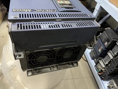 FRN30G1S-4T二手拆机富士变频器 30KW 380V议价