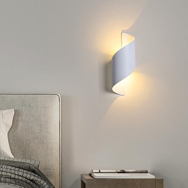 壁灯2极02简5新款创意几何简KTU约现代高端轻奢卧艺术个性主床头