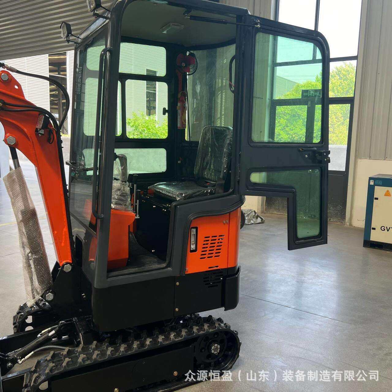 ZY-18小铲斗挖掘机 城市人行道地砖铺设 基础开挖设备