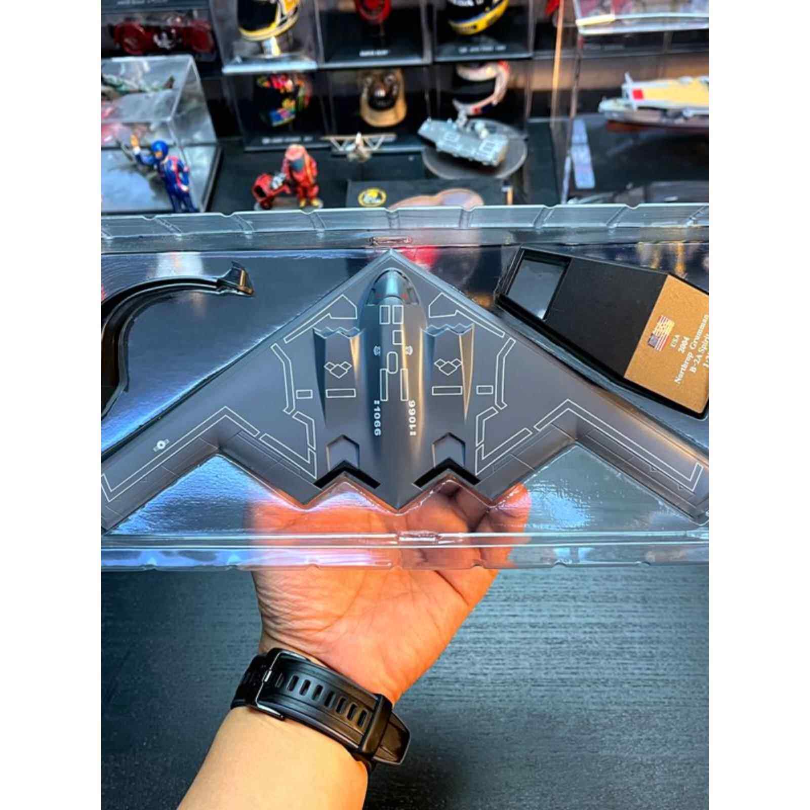 1：200比例合金飞机B2幽灵战略轰炸机成品金属模型摆件机轮可收放