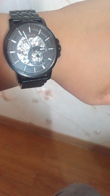 打听下雷诺手表怎么样，属于什么档次，优缺点分析下