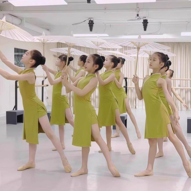 儿童碧落舞蹈服女童人间烟火古典舞旗袍晨光曲外婆桥表演服演出服