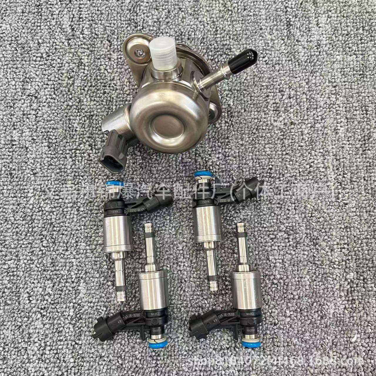 适用福特12款福克斯2.0 汽车喷油嘴 器 0261500147 CM5E-9F593-BB