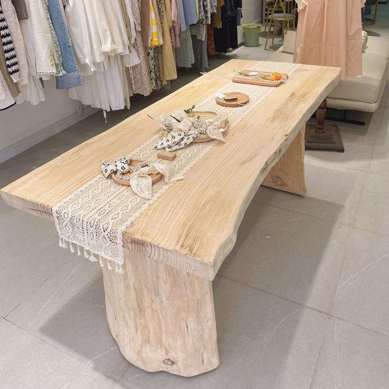 北欧服装店旧木桌展示桌中间摆放桌原木大板自然边餐桌实木泡茶桌