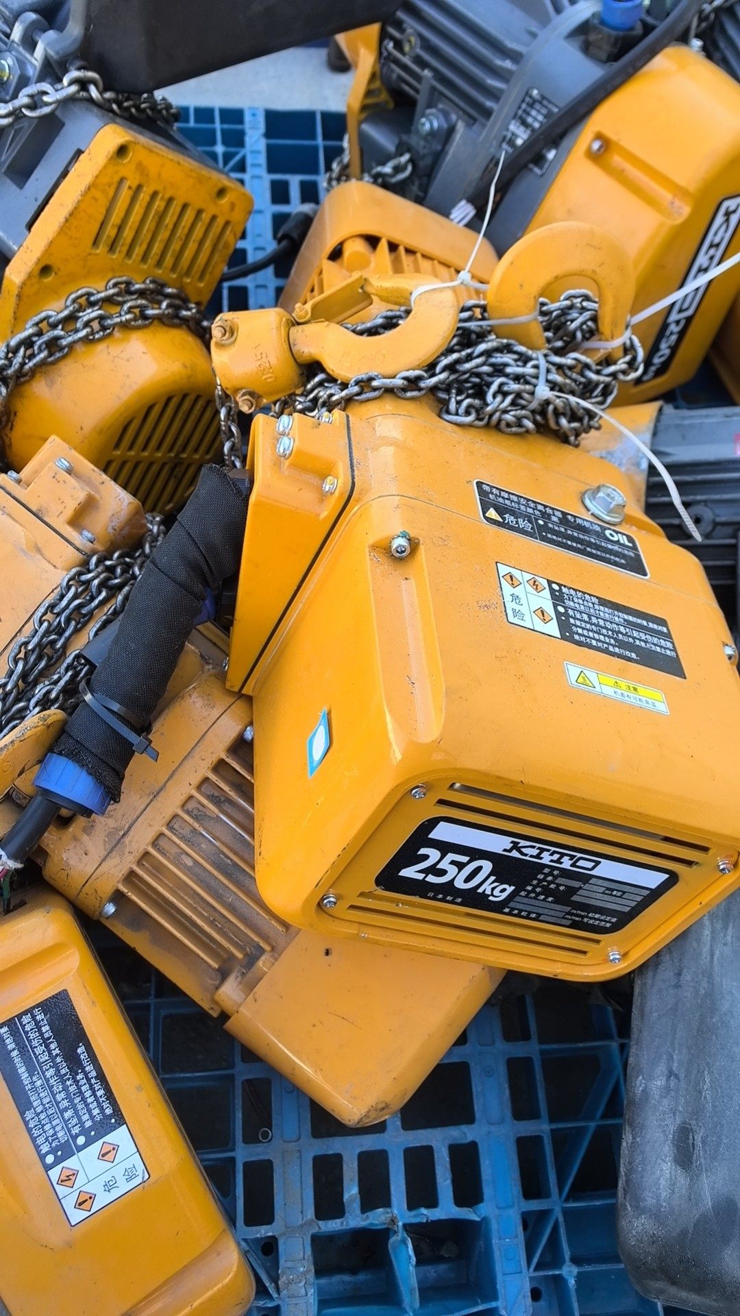 日本进口（KITO）鬼头电动葫芦。