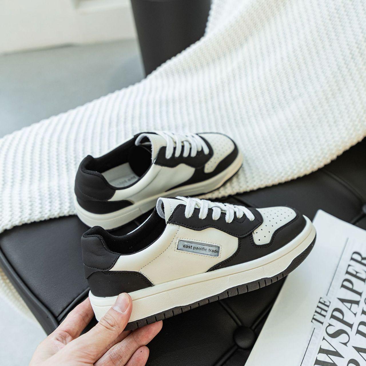 臻选黑白板鞋女款2023秋季新款平底小白鞋百搭休闲大码女鞋41-43