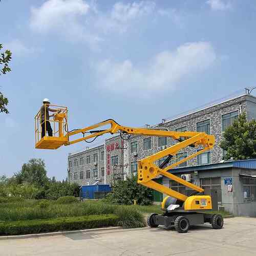 自行移动曲臂式360°旋转高空登高维修作业车升降平台 曲臂升降机
