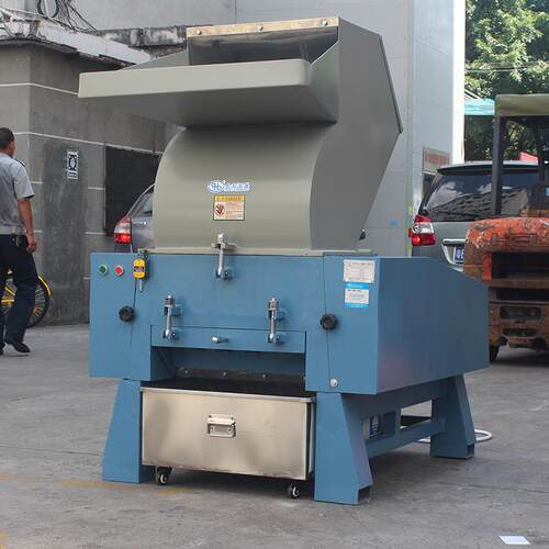 20匹碎料机,20HP碎料机,20匹打料机,20P粉碎机,15KW600口径打料机