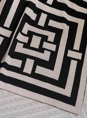 办室公毛线针织毯子沙发床盖毯尾巾搭FUI巾毯样板房搭蓝色黑色回