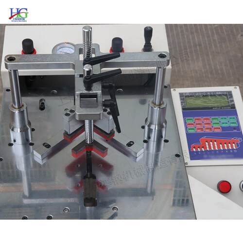 直角数控钉角机 小型台式相框拼角机 Corner nailing machine