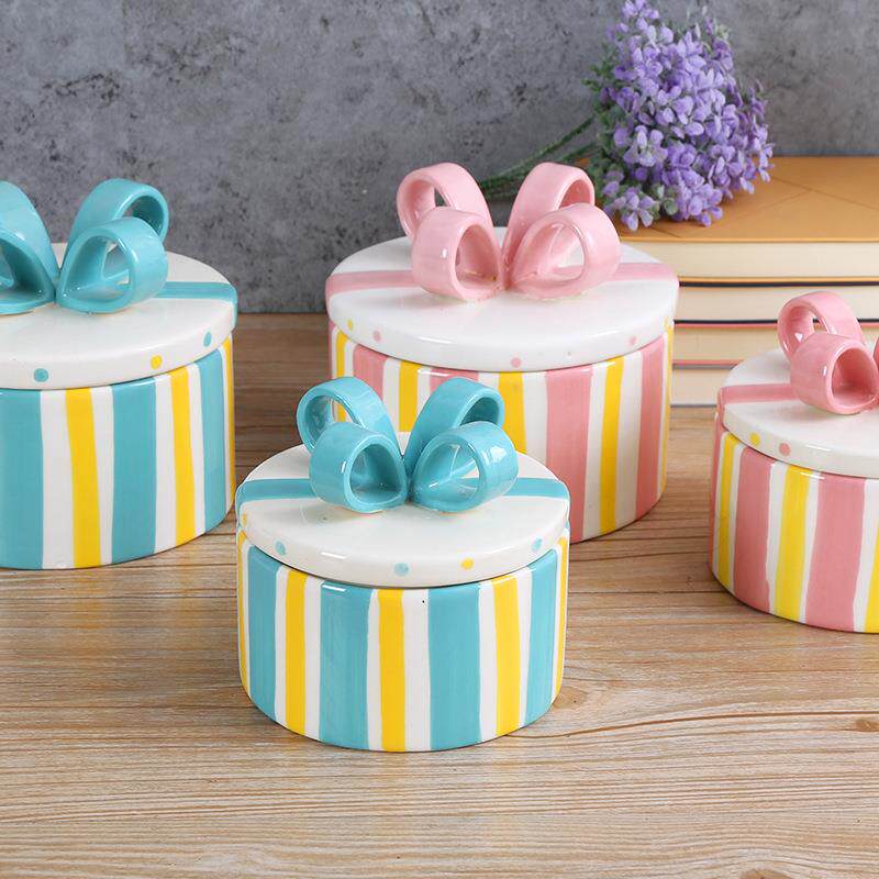 创意蛋糕陶瓷卧室多功能储物罐 简约北欧时尚陶瓷工艺品摆件