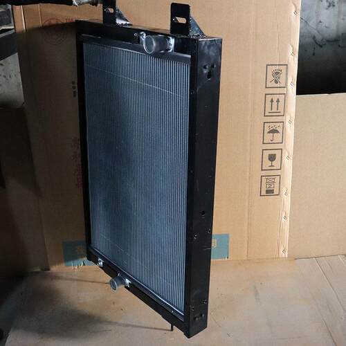 客车挖机散热器水箱海格客车13E01-13001A13YL1-01010-A1 冷却器