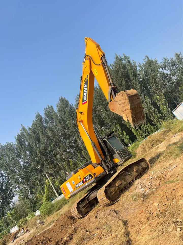 4月15日北京三一305挖掘机网络拍卖公告