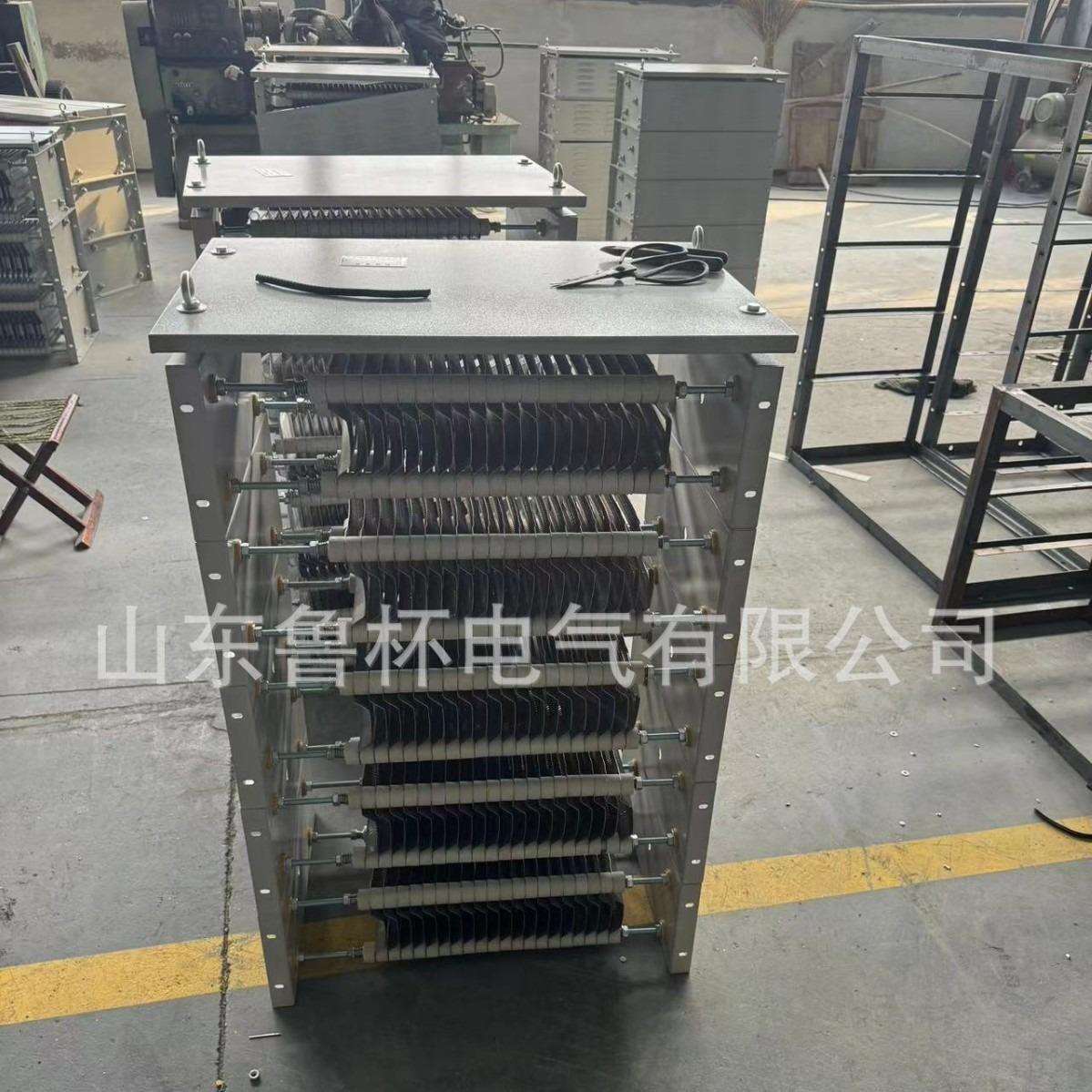 鲁杯RN302-355L2-10/9D机车制动电阻器 大功率坚固耐用 发货及时
