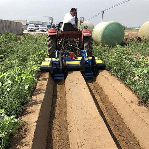 热销小型四轮拖拉机带开沟起垄机草莓起垄培土机大蒜筑埂机